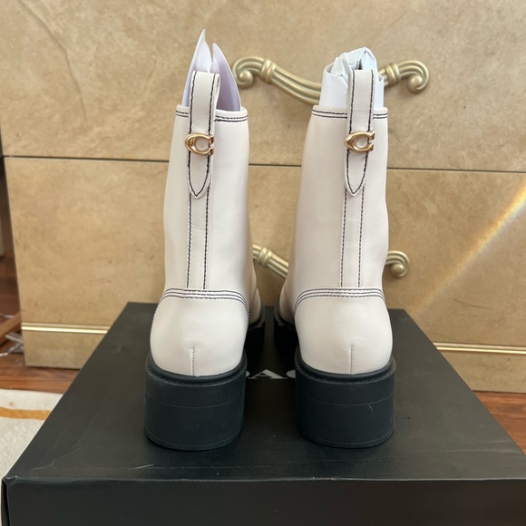 ✨ NEW Coach Liza White Leather Booties, Size 11, NWT✨ - Picture 9 of 11